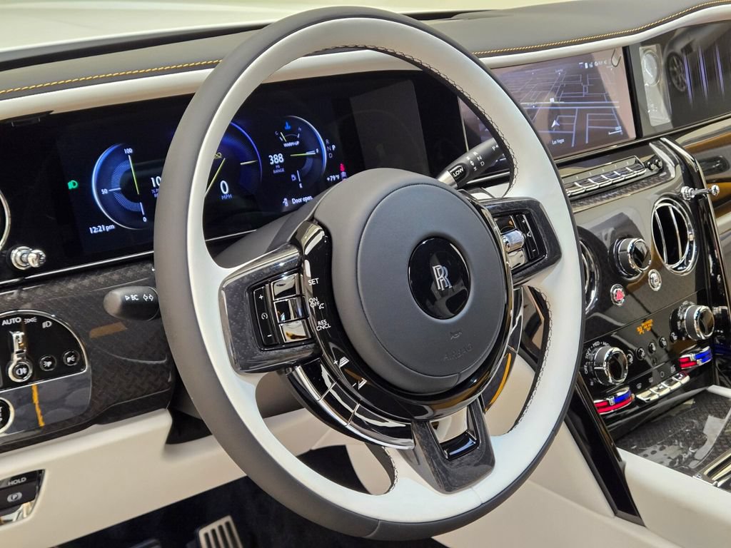 New 2027 Rolls-Royce Cullinan Black Badge AWD/4WD image 35