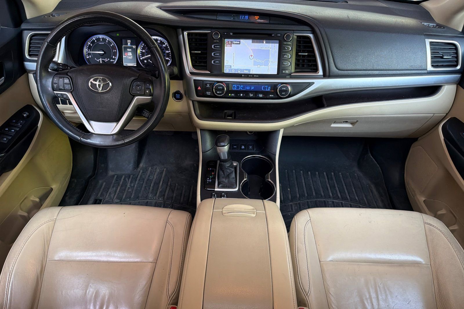 Used 2016 Toyota Highlander XLE AWD/4WD image 13