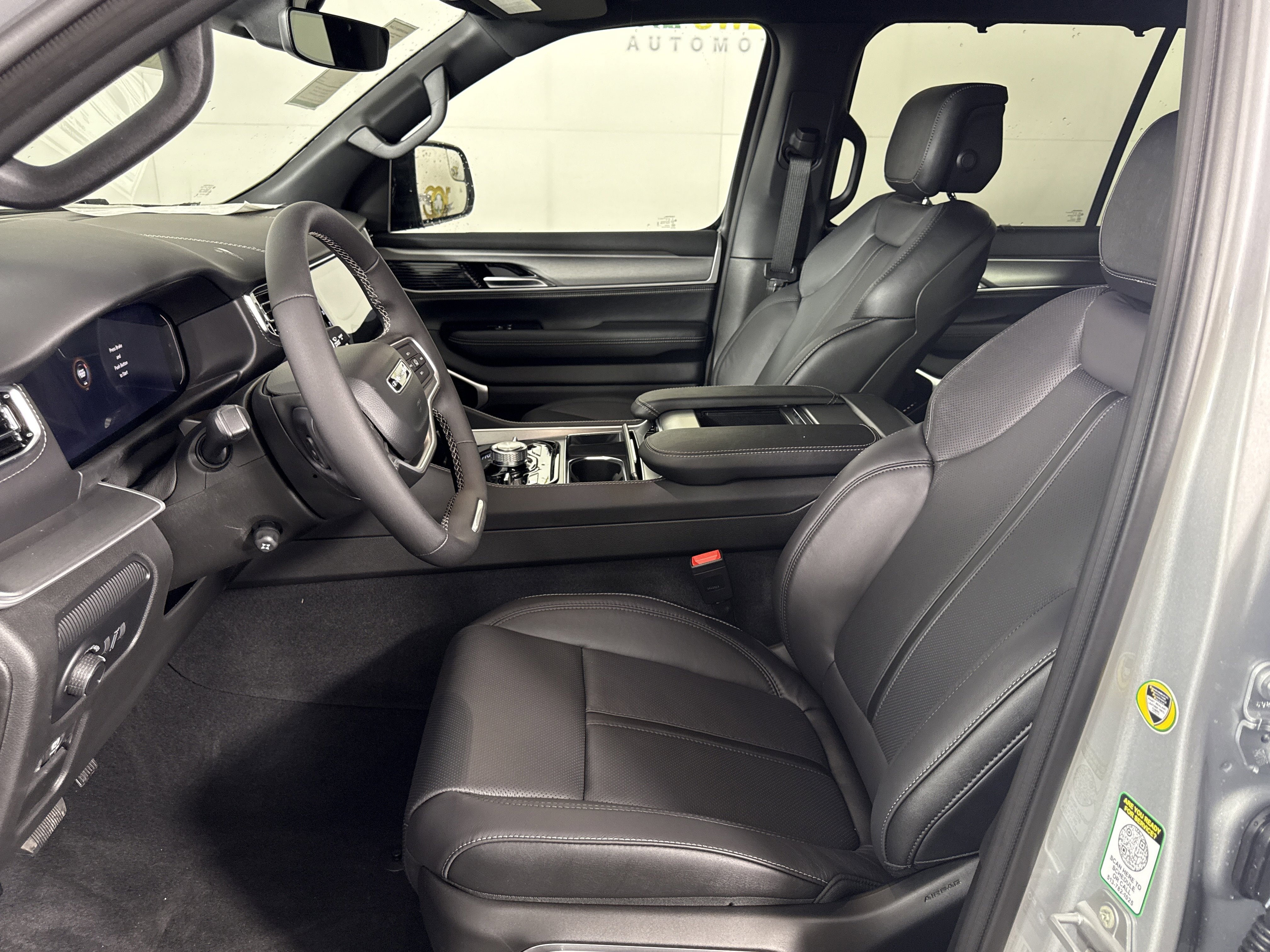 New 2026 Jeep Grand Wagoneer L Limited image 9