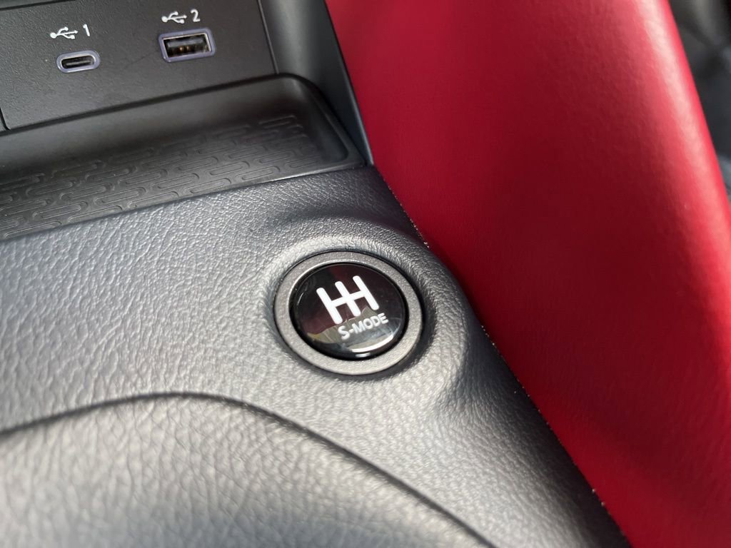 Used 2024 Nissan Z Performance w/ Floor Mat Package RWD image 40