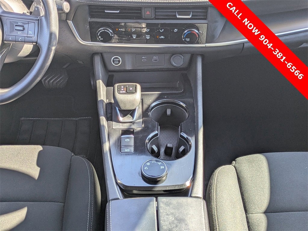 Used 2023 Nissan Rogue S image 18