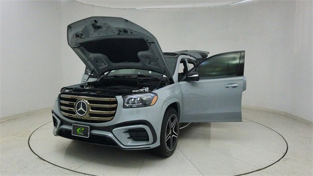 Used 2025 Mercedes-Benz GLS 450 4MATIC image 79