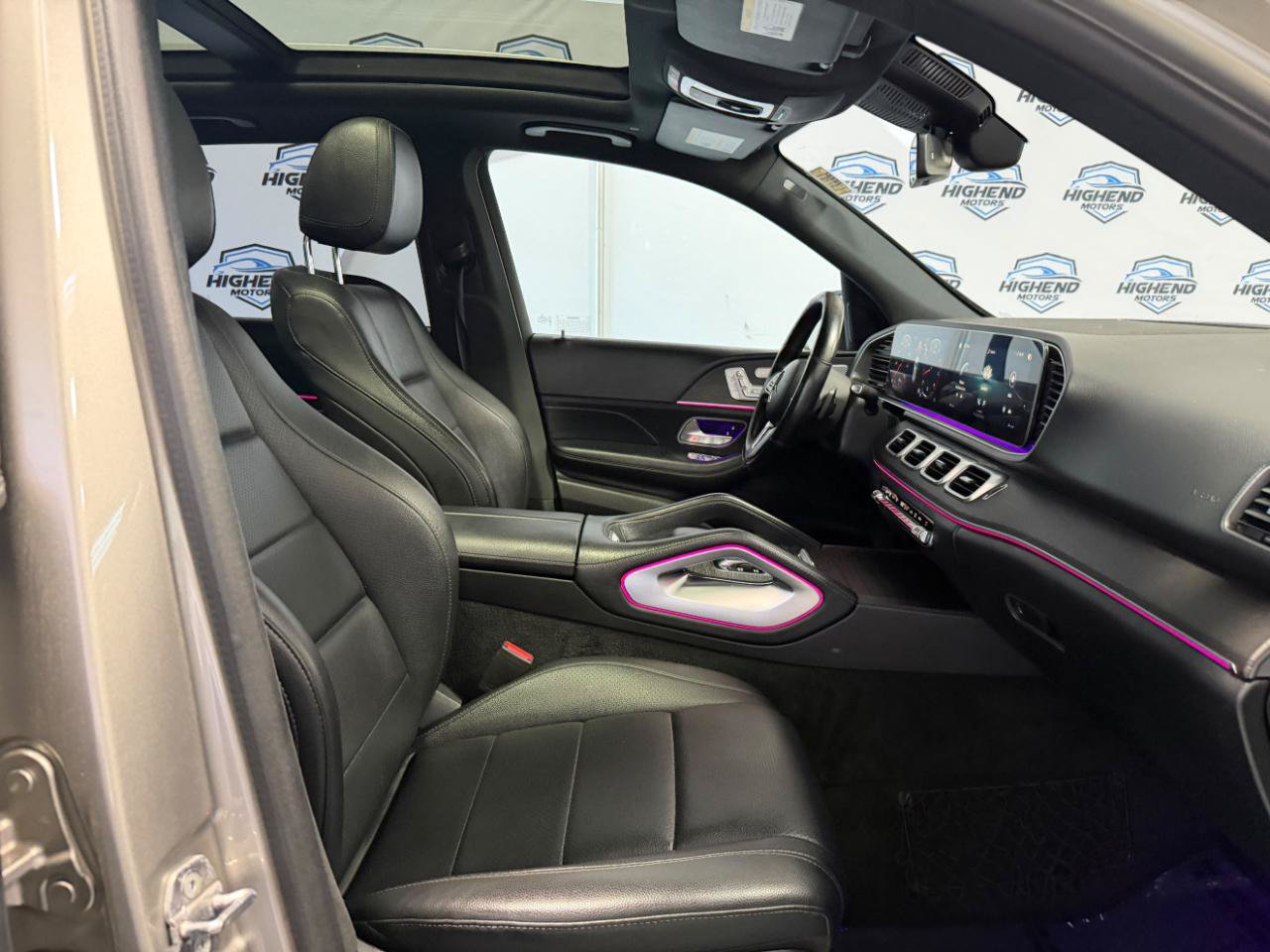 Used 2020 Mercedes-Benz GLE 350 4MATIC w/ Premium Package image 28