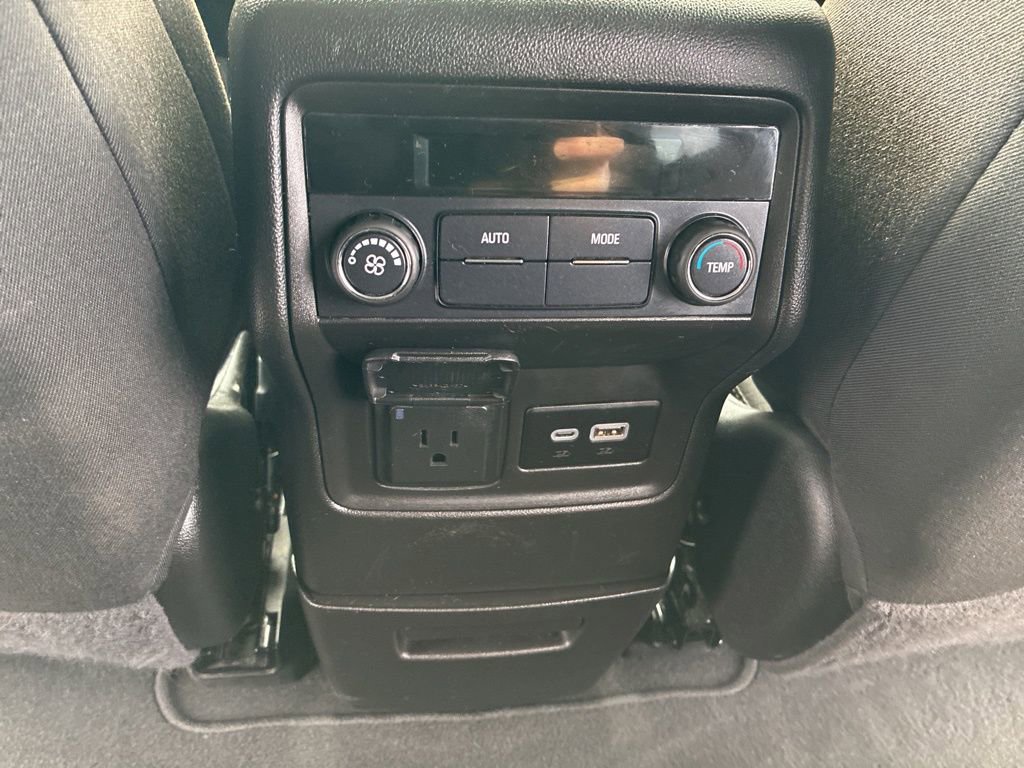 Used 2023 GMC Acadia SLE w/ Driver Convenience Package image 39