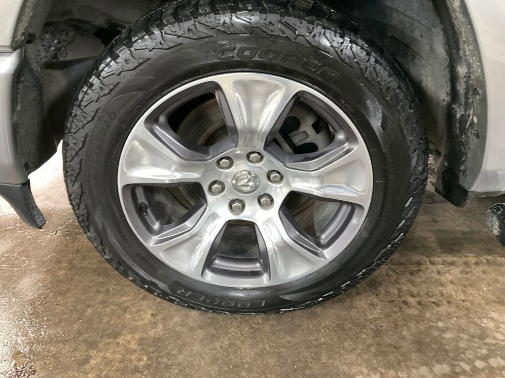 Used 2020 RAM 1500 Laramie image 27