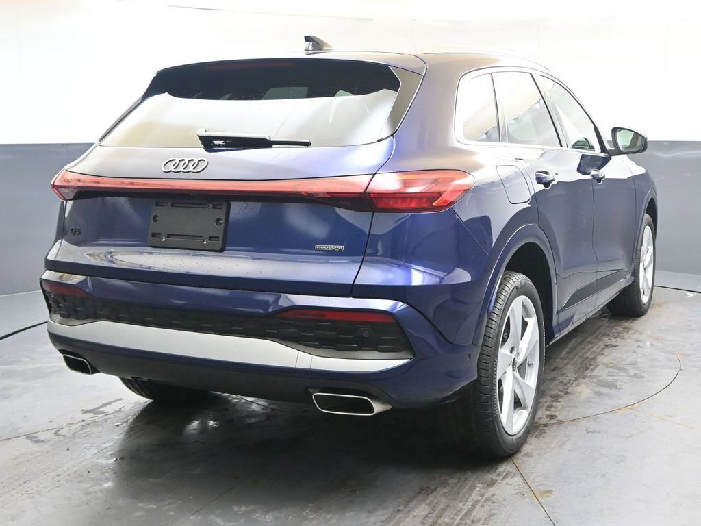 Certified 2025 Audi Q5 Premium Plus w/ Premium Plus image 5