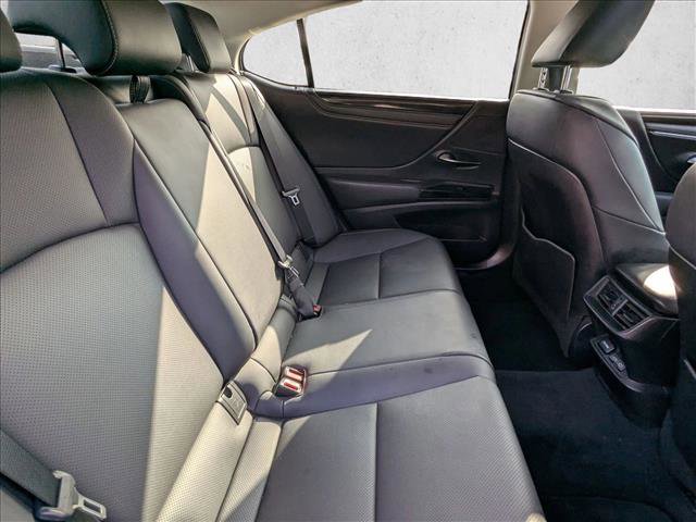 Used 2023 Lexus ES 350 w/ Accessory Package (Z1) image 19