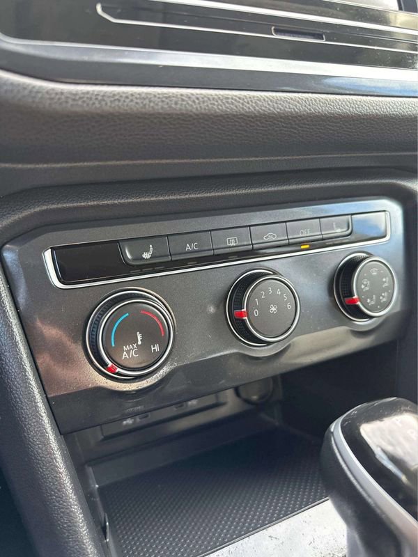 Used 2024 Volkswagen Tiguan S image 26