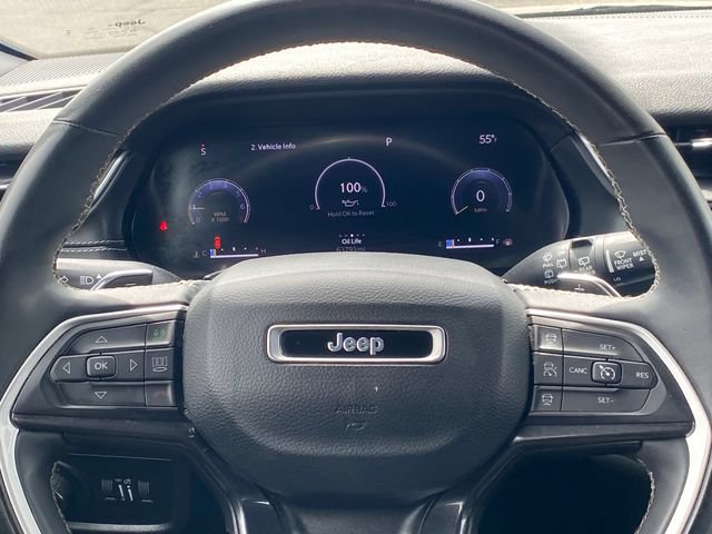 Used 2023 Jeep Grand Cherokee Altitude AWD/4WD image 8