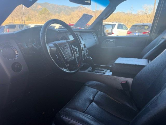 Used 2016 Ford Expedition XLT w/ Equipment Group 202A AWD/4WD image 19