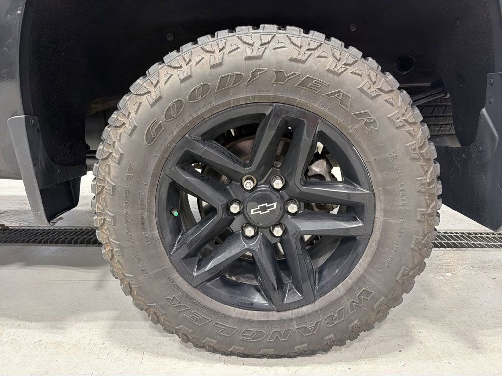 Used 2019 Chevrolet Silverado 1500 LT Trail Boss image 10