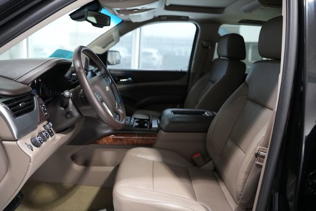Used 2016 Chevrolet Suburban LTZ image 15