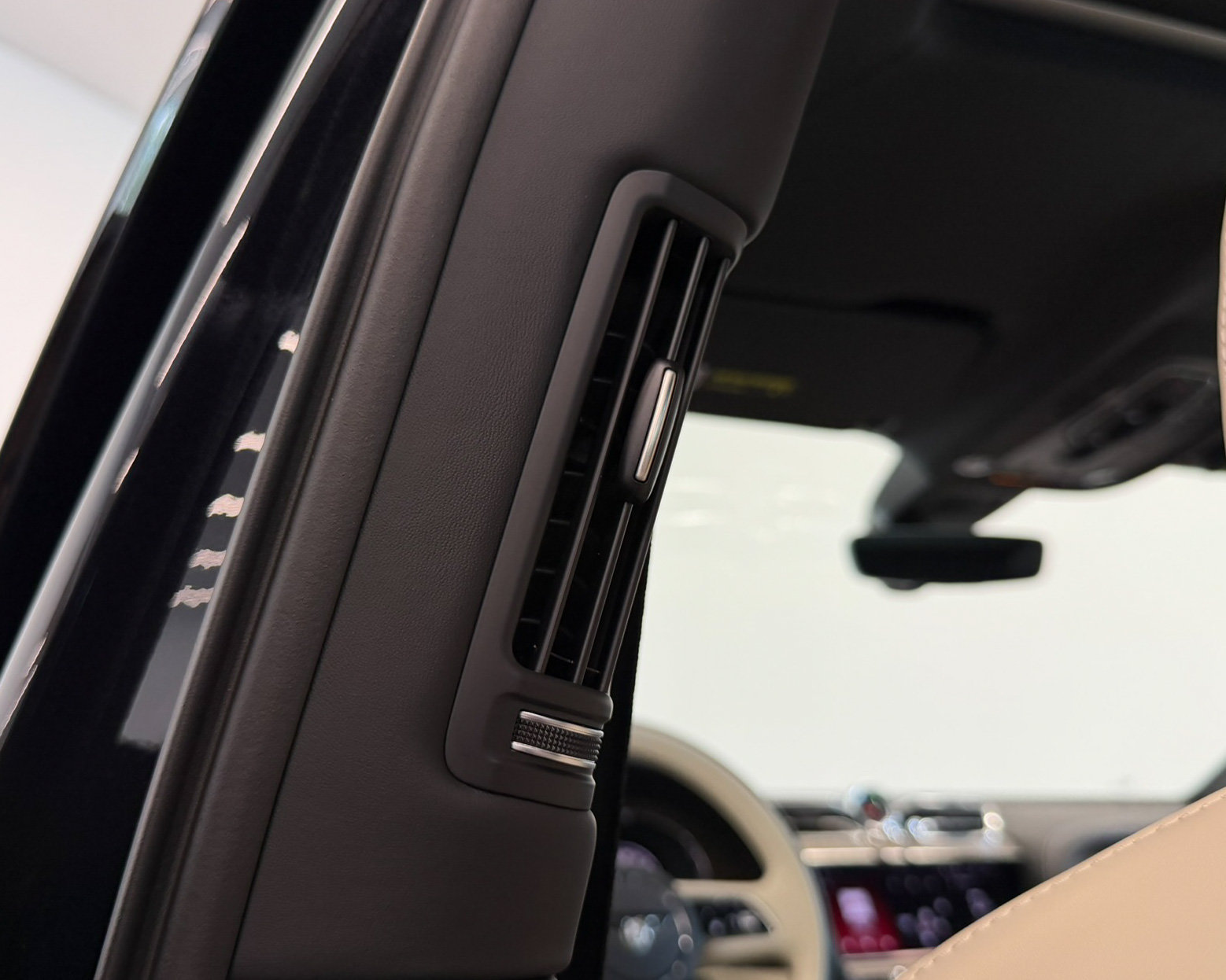 New 2026 Bentley Bentayga Extended Wheelbase AWD/4WD image 53