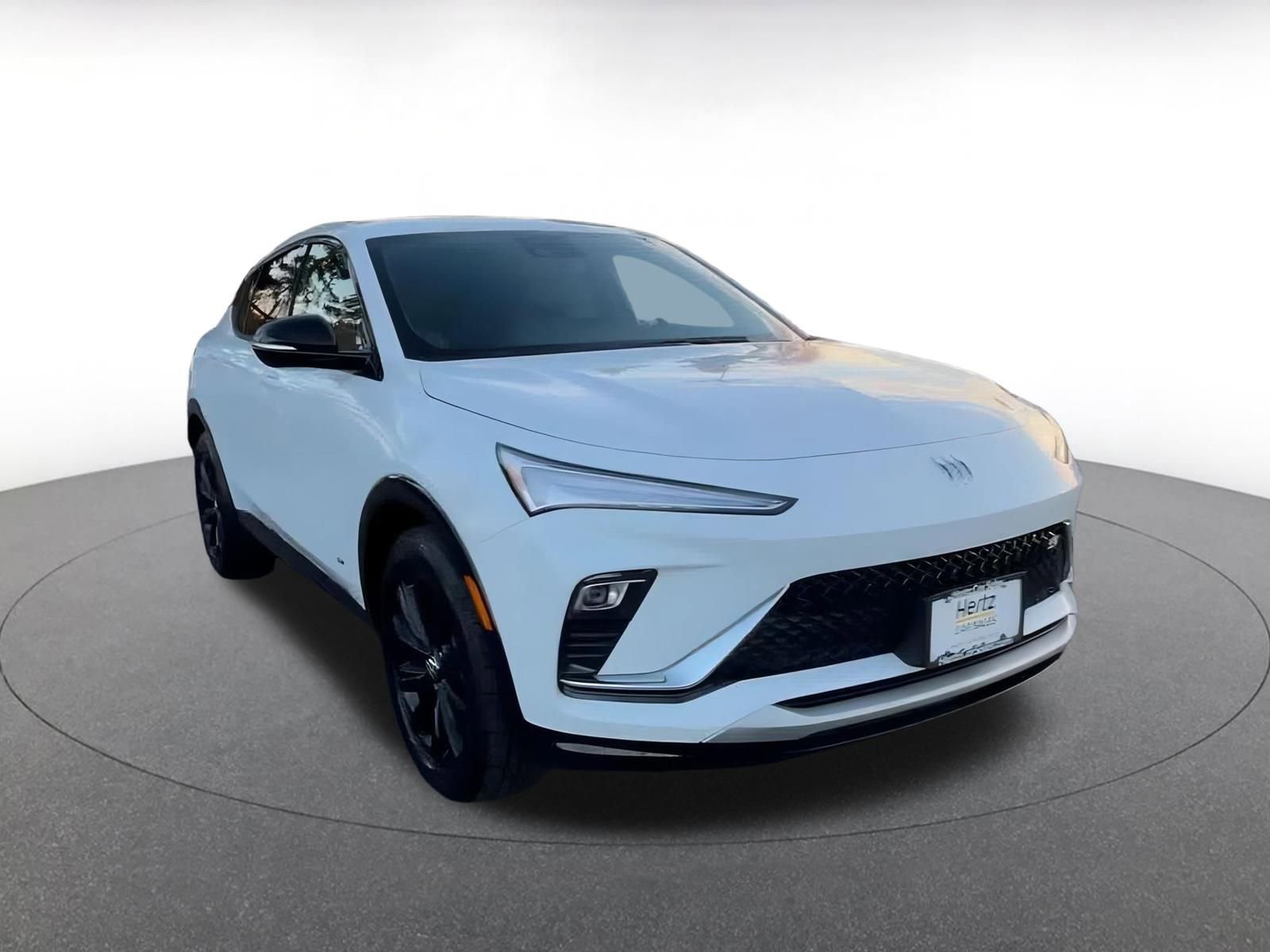 Used 2025 Buick Envista Sport Touring image 3