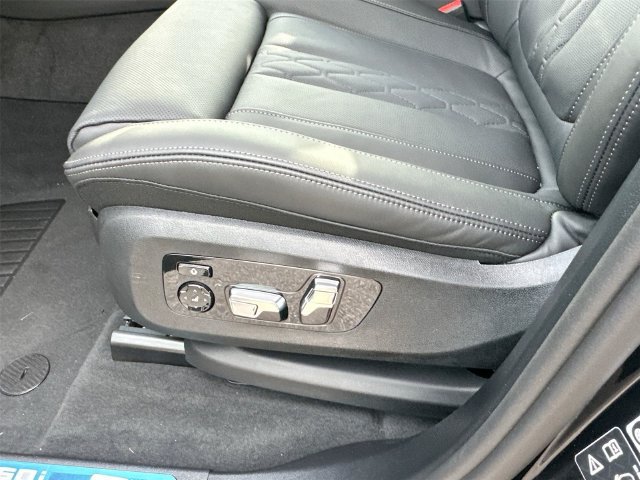 New 2027 BMW X7 M60i AWD/4WD image 18