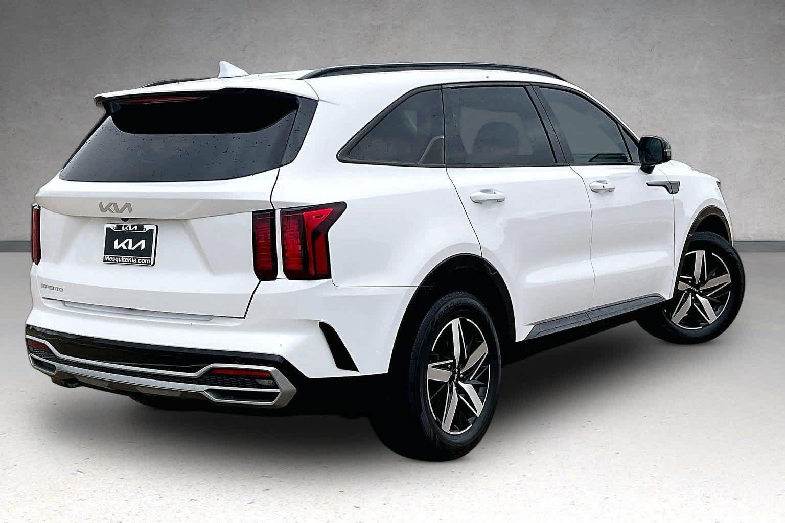 Used 2023 Kia Sorento S FWD image 20