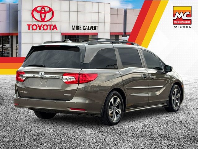 Used 2018 Honda Odyssey Touring image 5