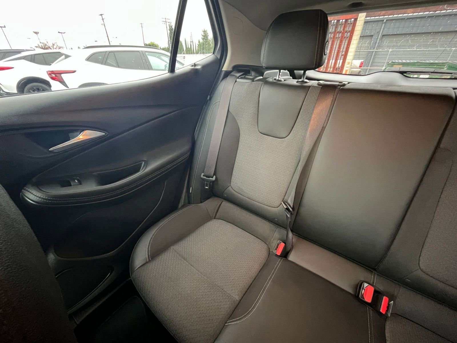 Used 2025 Buick Encore GX Preferred image 39