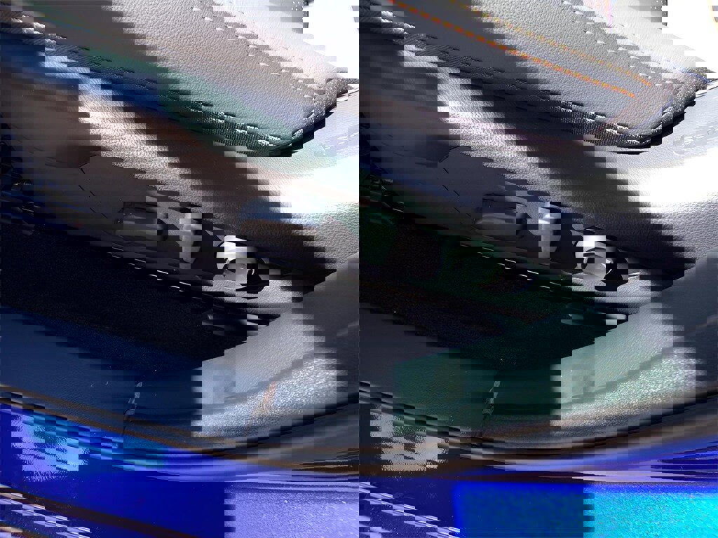 Certified 2025 Subaru Crosstrek 2.5i Limited image 17