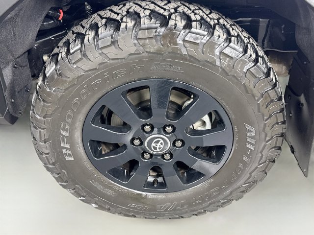 Used 2024 Toyota Land Cruiser AWD/4WD image 31