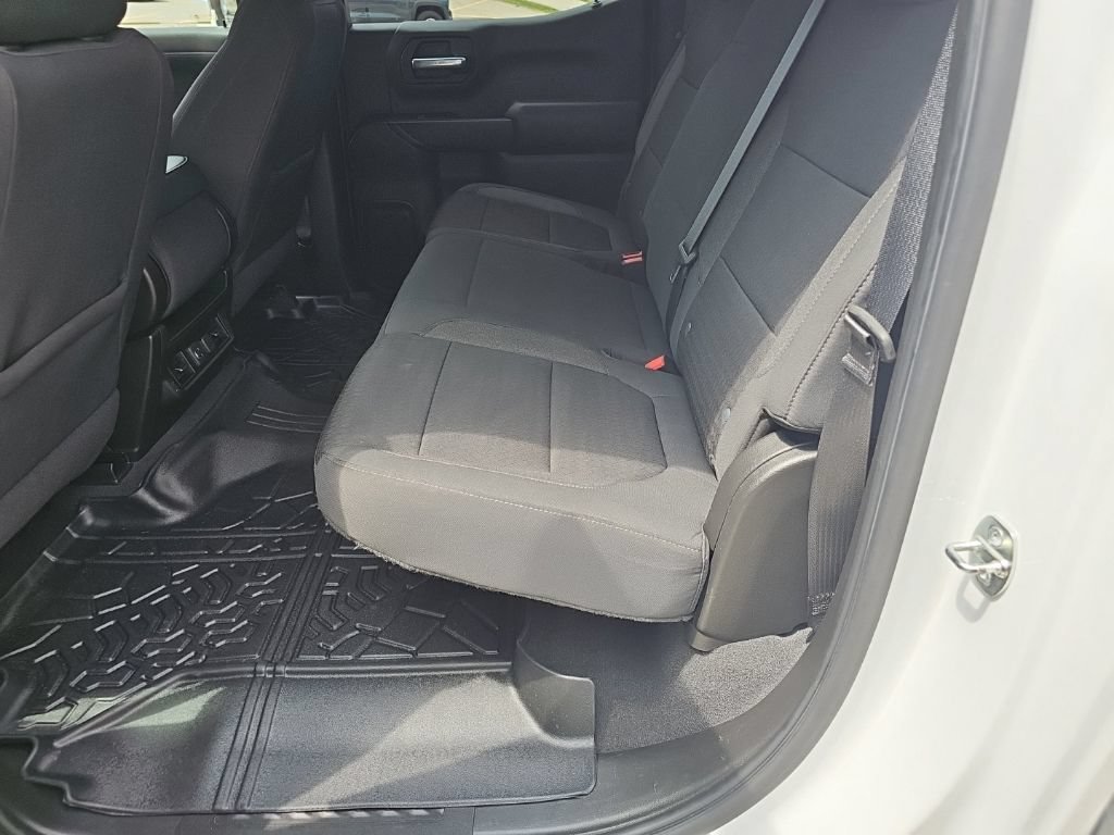 Used 2021 Chevrolet Silverado 1500 LT AWD/4WD image 17