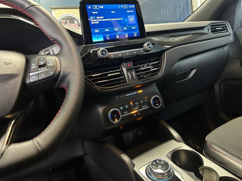 Used 2025 Ford Escape ST-Line AWD/4WD image 20