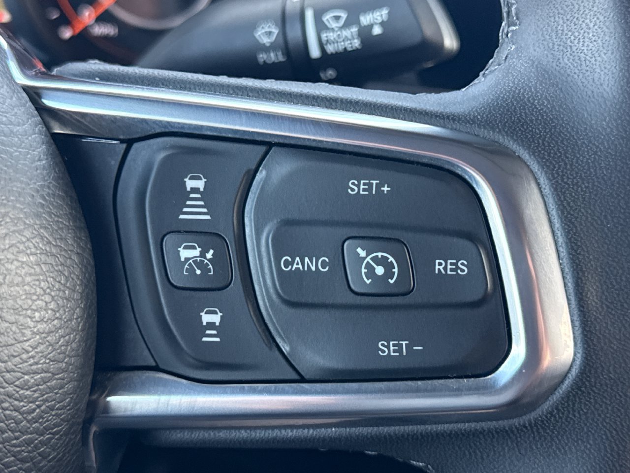 Certified 2025 Jeep Wrangler Unlimited Sahara AWD/4WD image 19
