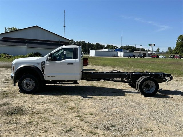 New 2025 Ford F550 4x4 Regular Cab Super Duty w/ XL Chrome Package image 7