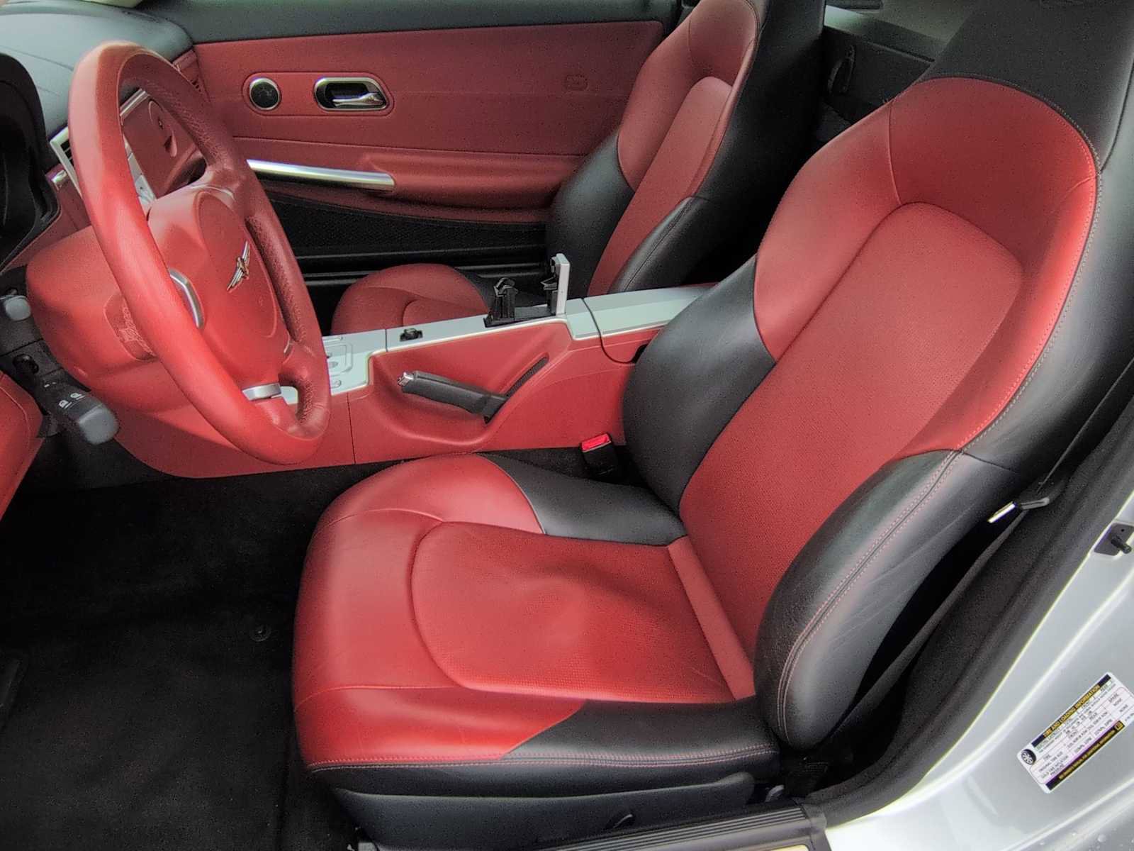 Used 2007 Chrysler Crossfire Limited image 17