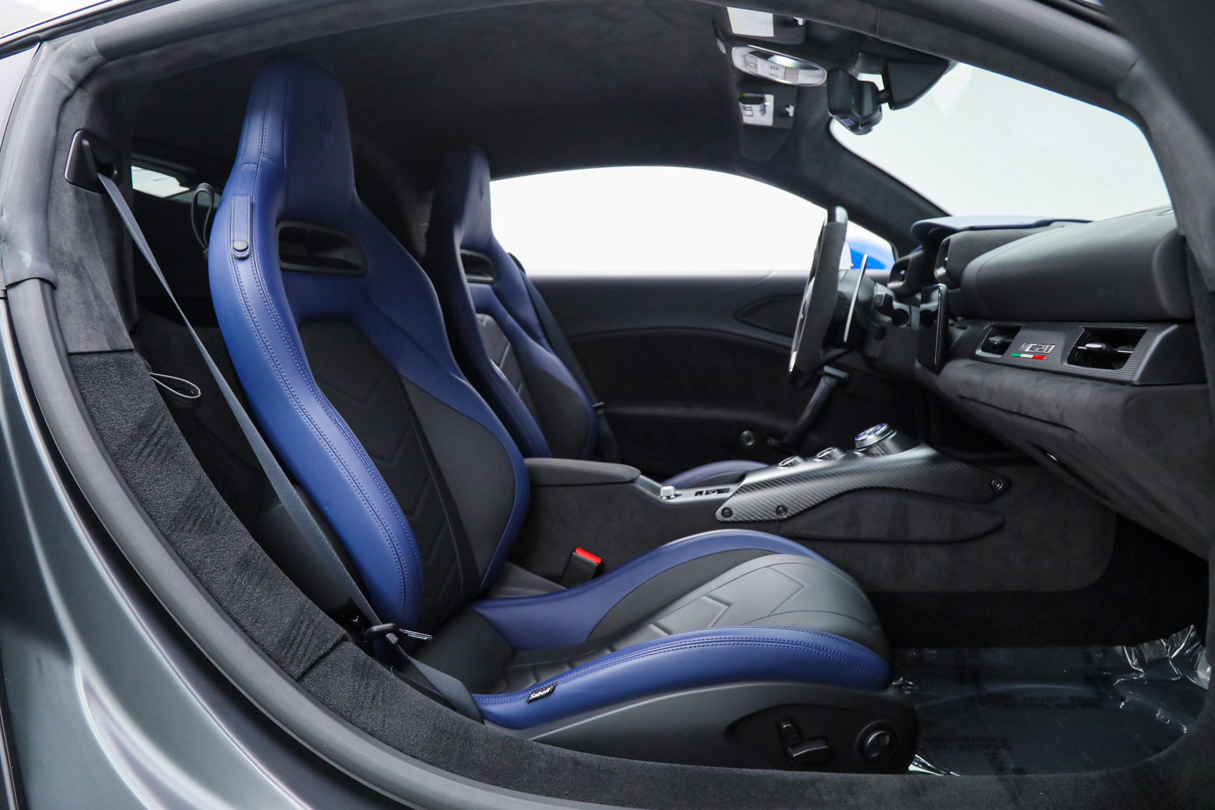 Certified 2022 Maserati MC20 Coupe RWD image 23