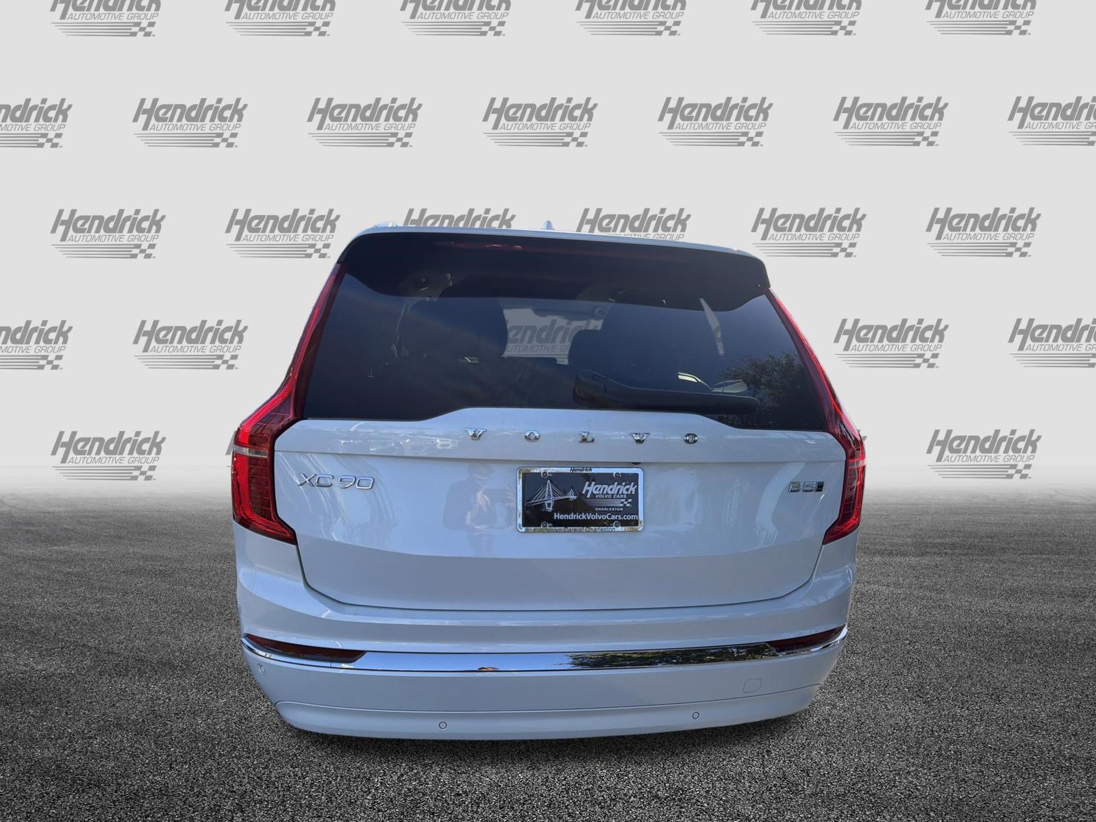 Certified 2025 Volvo XC90 B5 Core w/ Protection Package AWD/4WD image 8