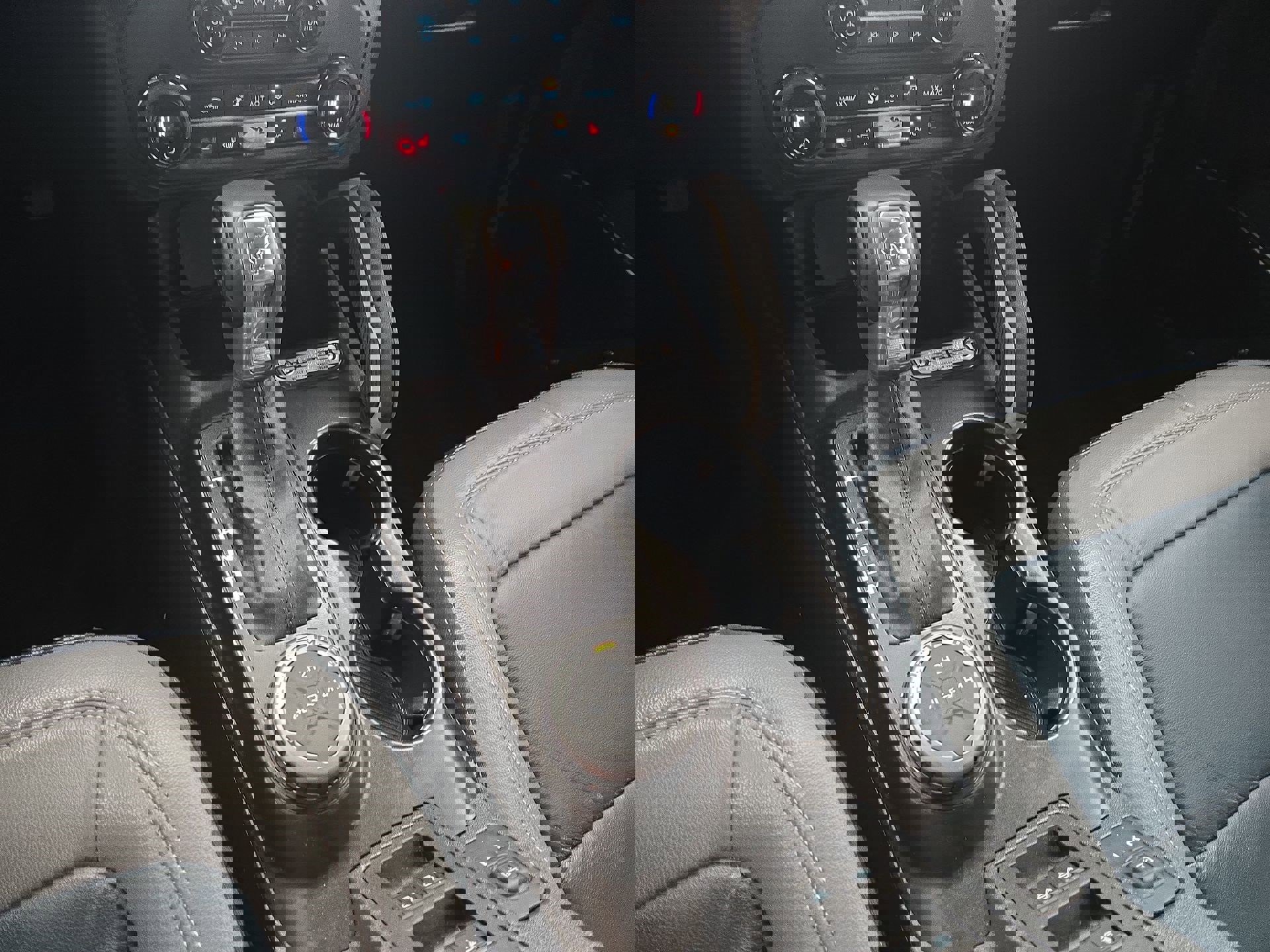 Used 2023 Ford Bronco Outer Banks image 22