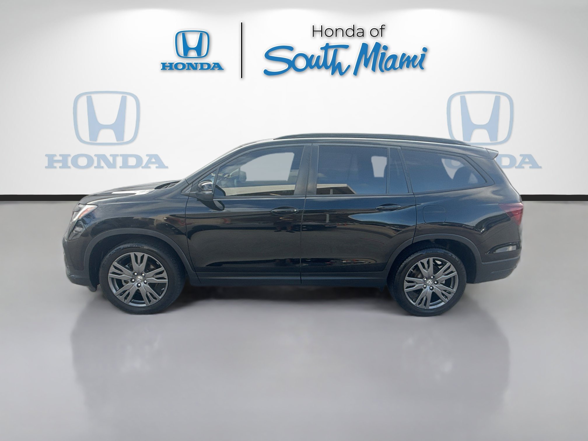 Certified 2022 Honda Pilot Sport image 4