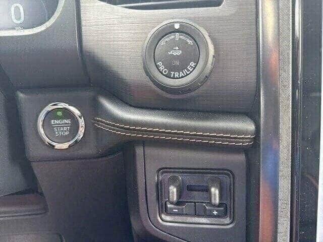 Used 2024 Ford Expedition Max Platinum image 40