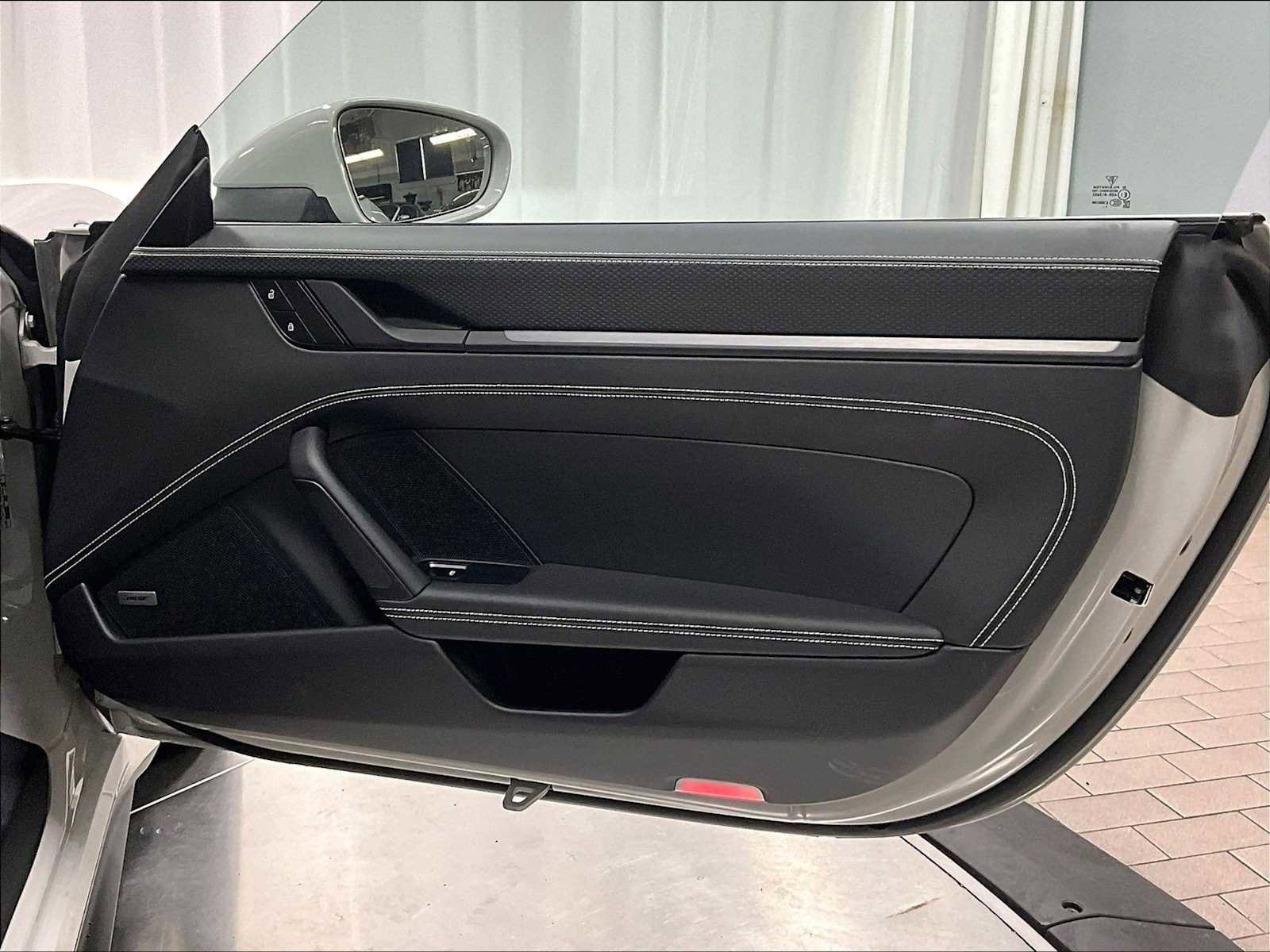 Used 2022 Porsche 911 GT3 image 26