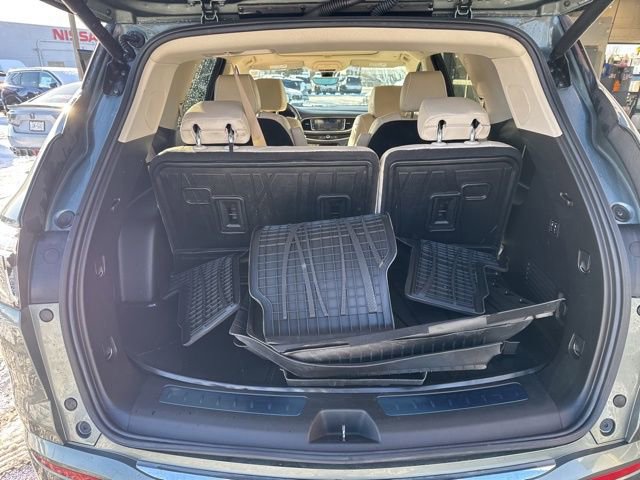 Used 2022 Buick Enclave Avenir w/ Avenir Technology Package image 22