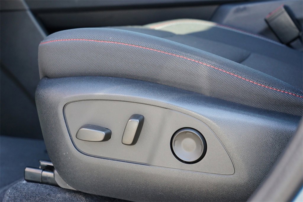 Used 2024 Chevrolet Traverse Z71 image 15