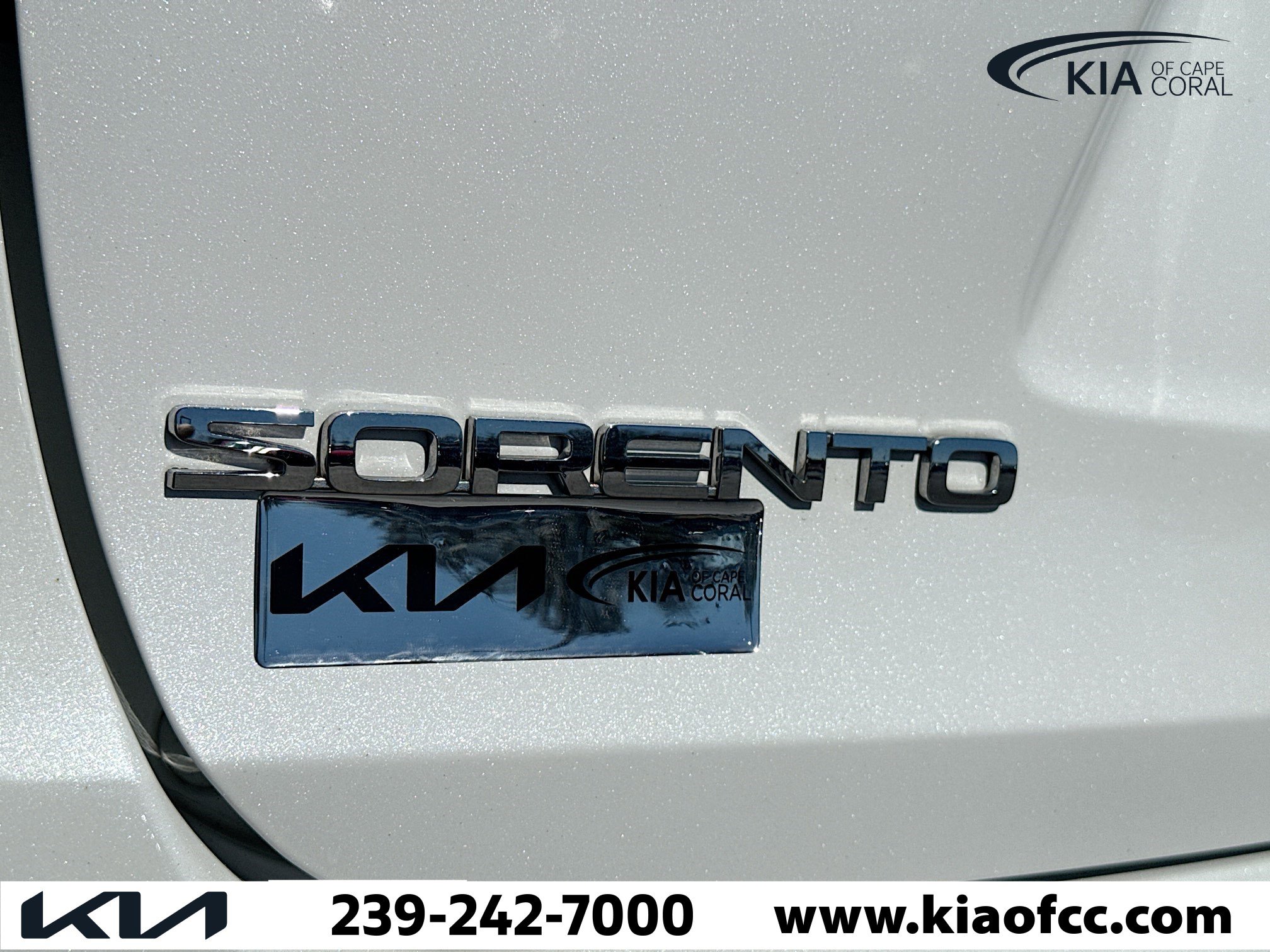 Used 2017 Kia Sorento LX w/ LX Convenience Package image 11