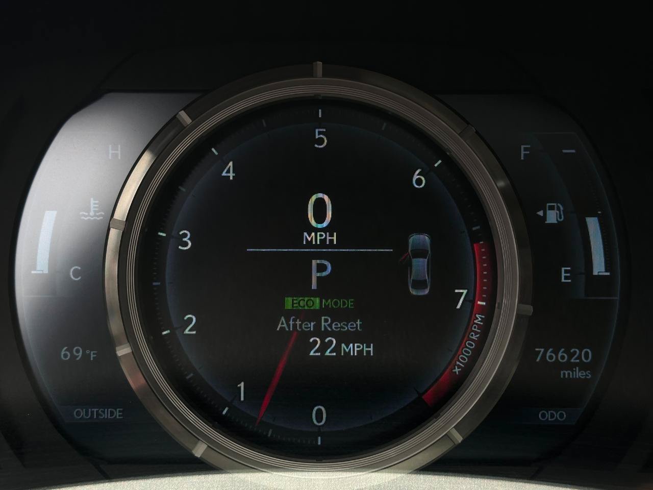 Used 2015 Lexus IS 350 w/ F-Sport Package RWD image 16