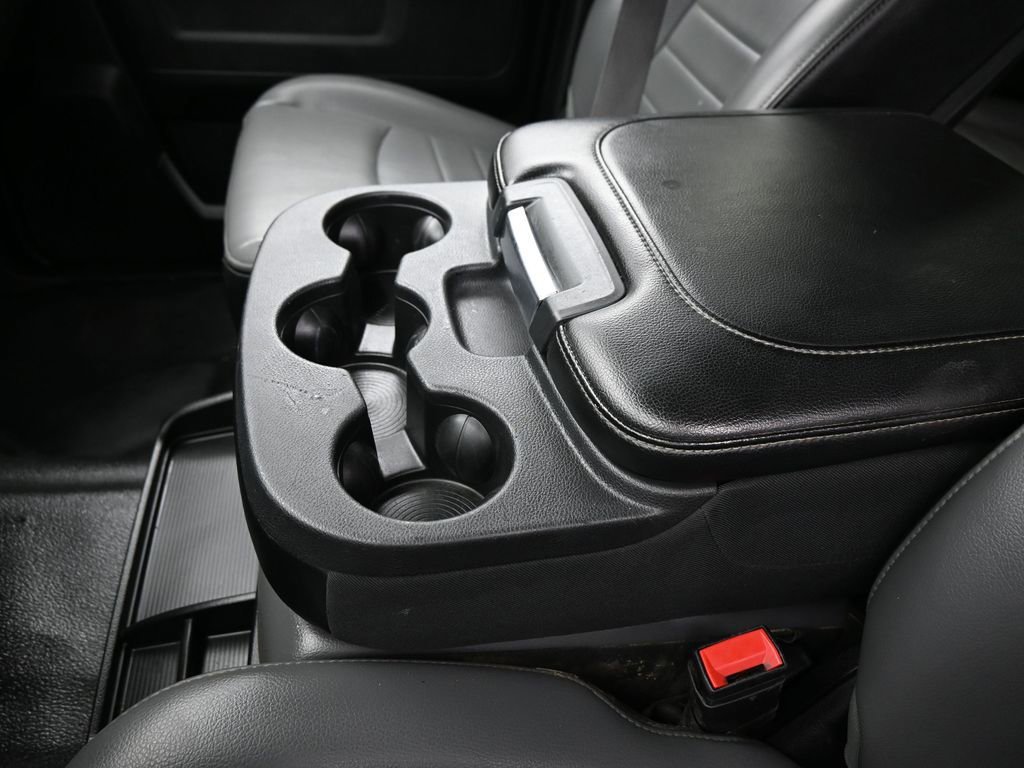 Used 2022 RAM 1500 Tradesman w/ Chrome Appearance Group image 19