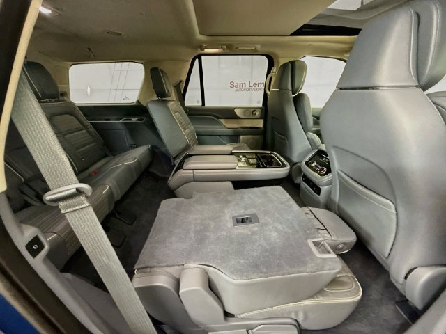 Used 2019 Lincoln Navigator Black Label AWD/4WD image 30