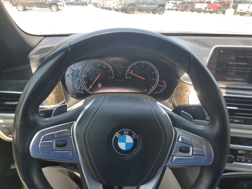 Used 2018 BMW 750i xDrive AWD/4WD image 8