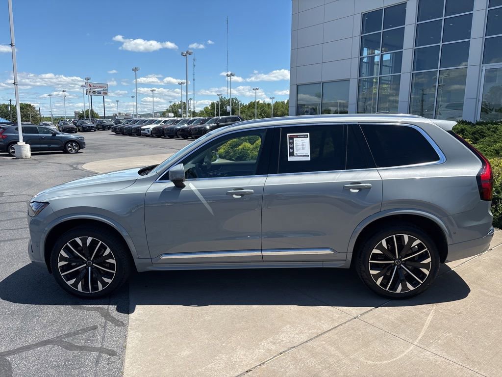 Used 2025 Volvo XC90 B6 Plus AWD/4WD image 9