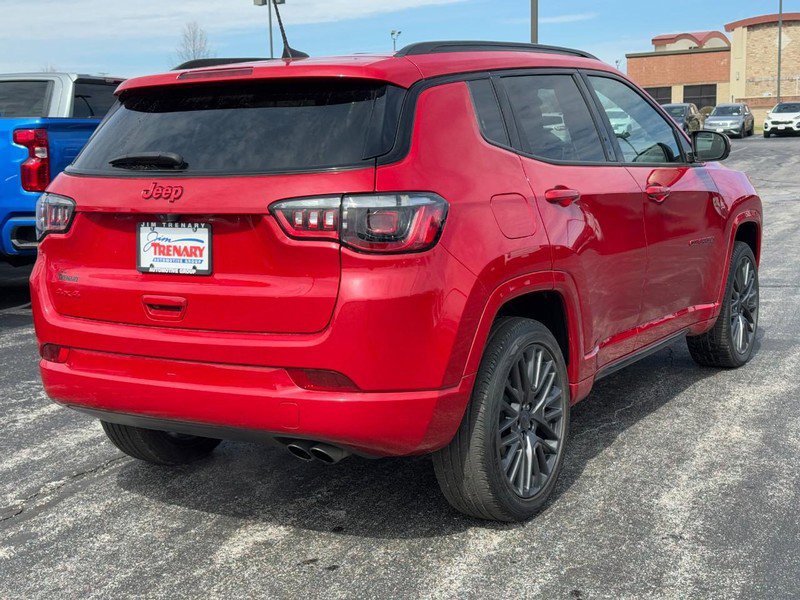 Used 2022 Jeep Compass Limited image 3