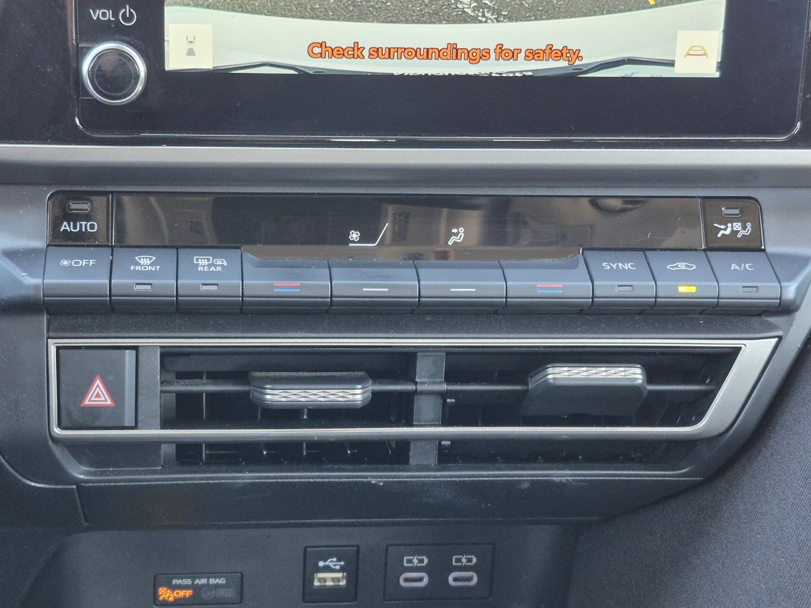 Certified 2025 Toyota Camry LE image 31