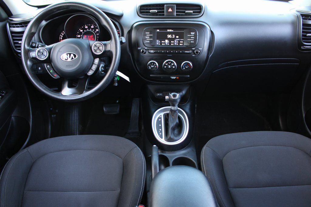 Used 2018 Kia Soul image 16