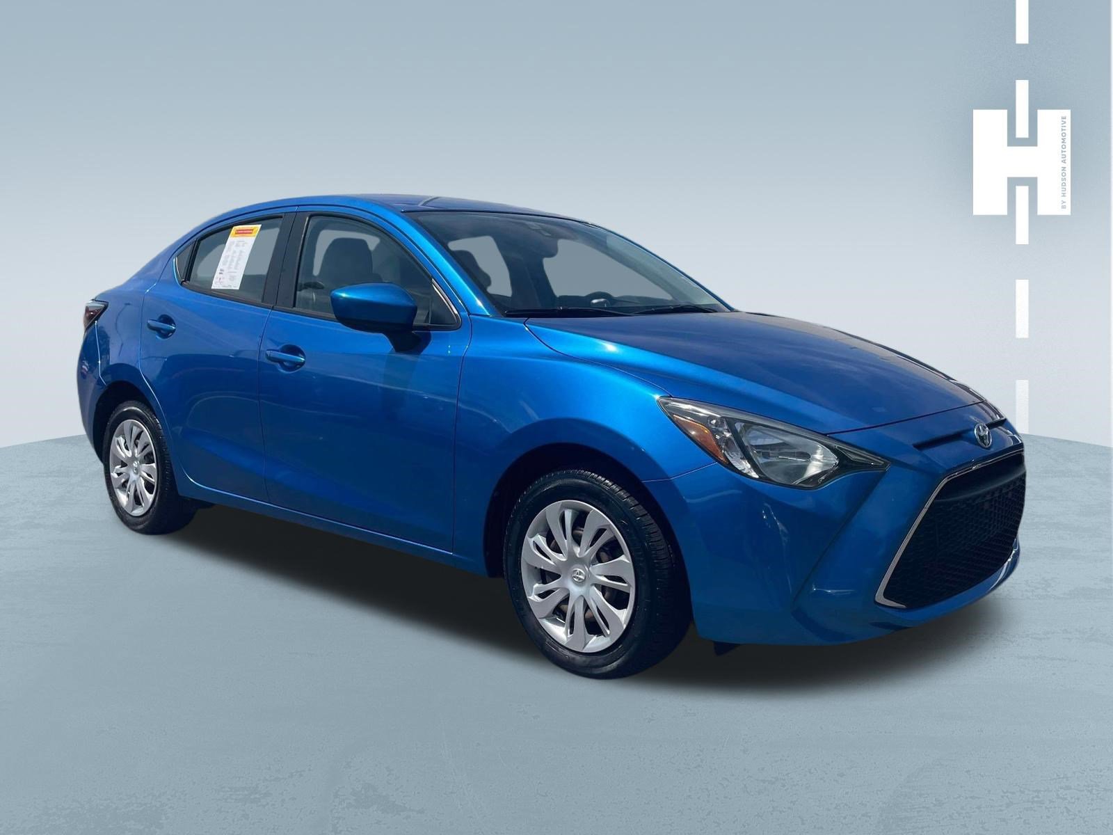 Used 2019 Toyota Yaris L FWD image 1