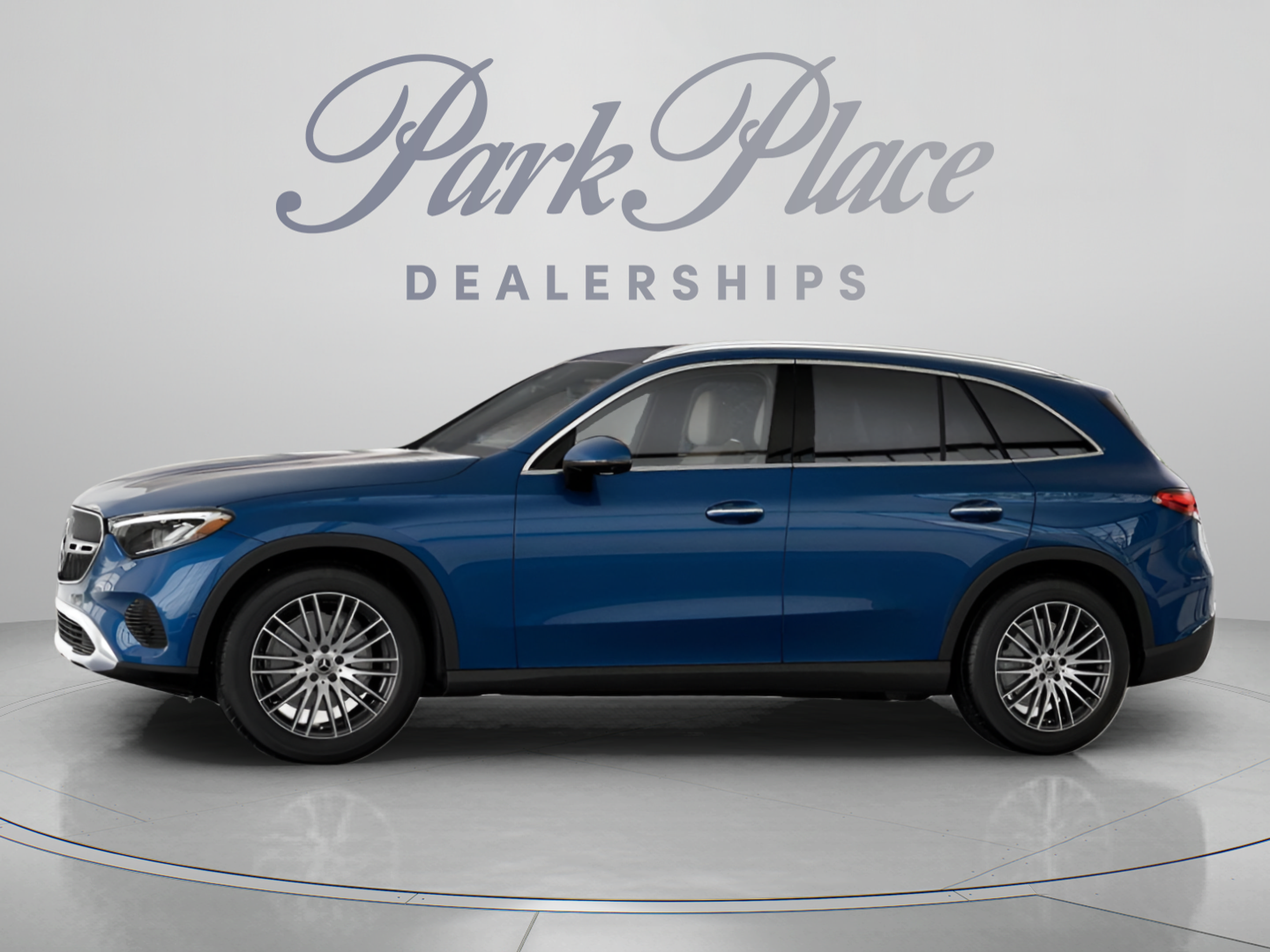 Certified 2026 Mercedes-Benz GLC 300 image 4