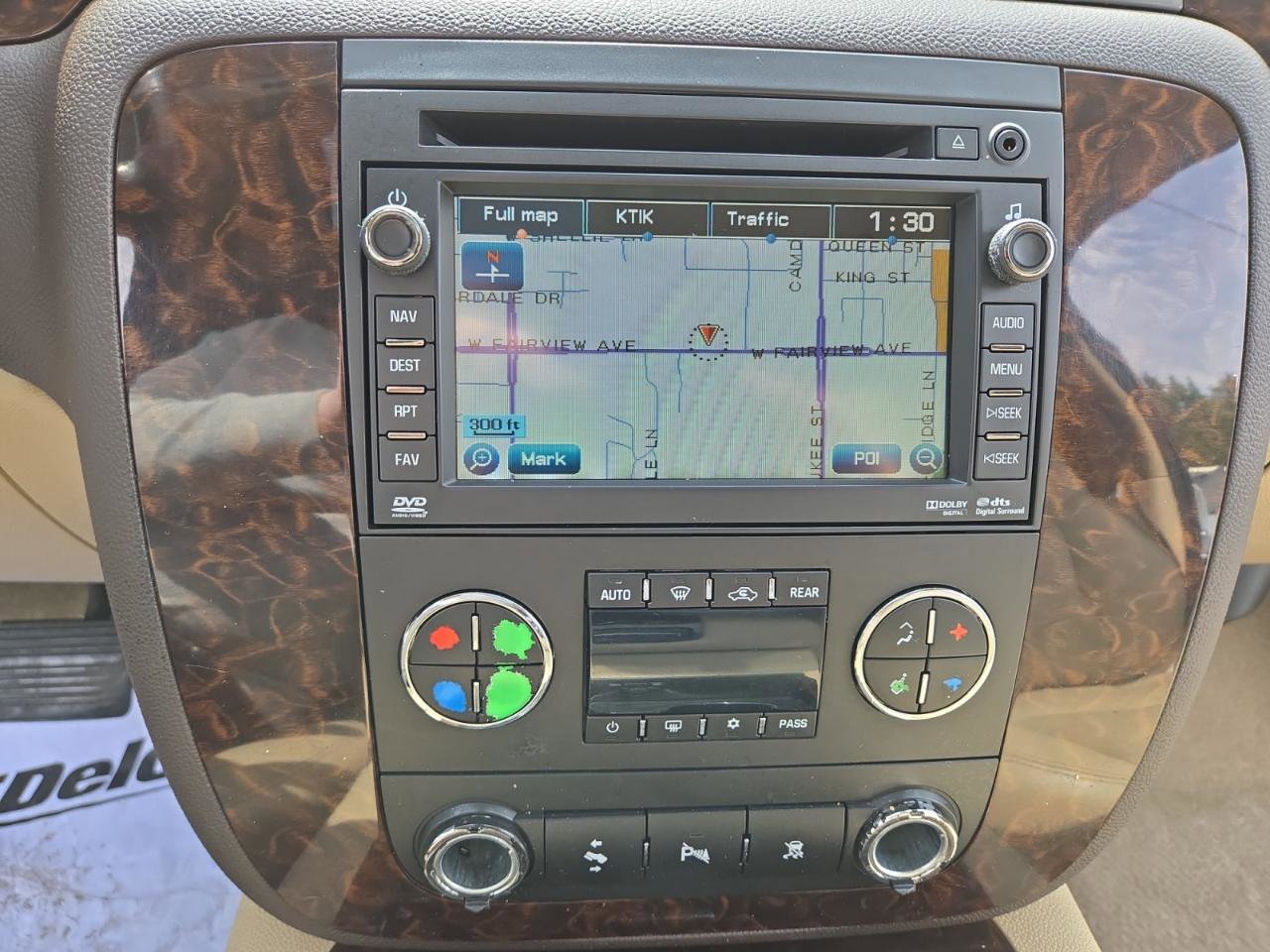 Used 2011 GMC Yukon XL Denali AWD/4WD image 18