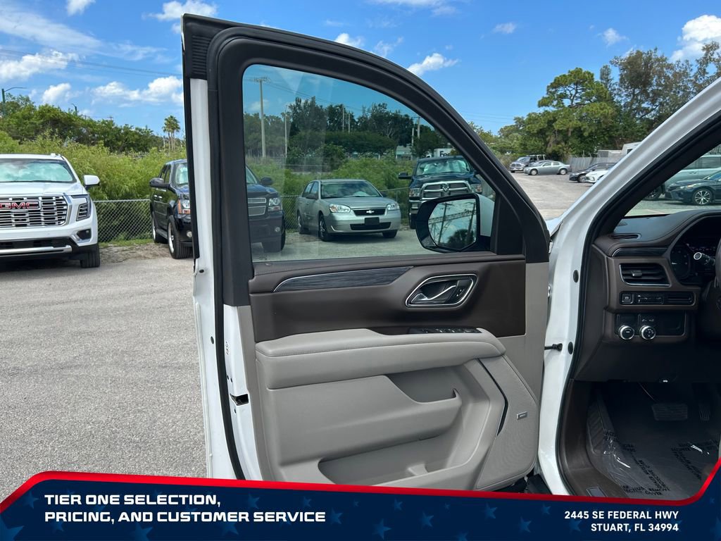 Used 2021 GMC Yukon SLT w/ SLT Premium Package RWD image 11